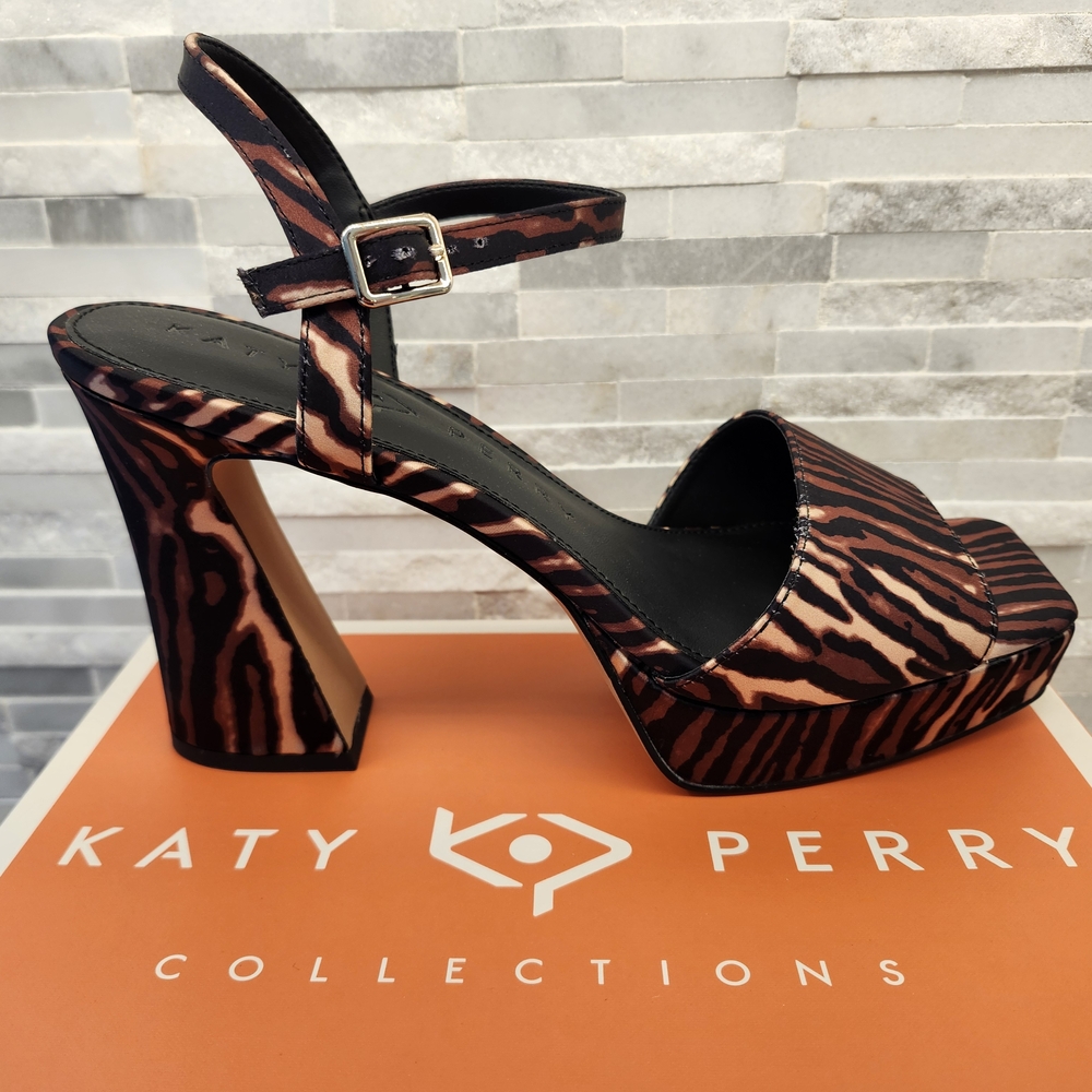 Katy Perry Tiger Print Satin Platform Heels Sandals Size 9.5 NWT - Picture 3 of 9
